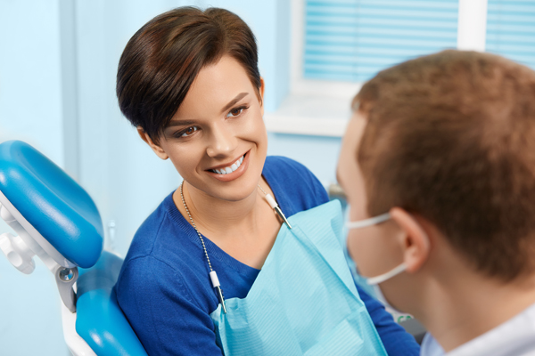 Major Benefits Of Implant Supported Dentures Over Traditional Options